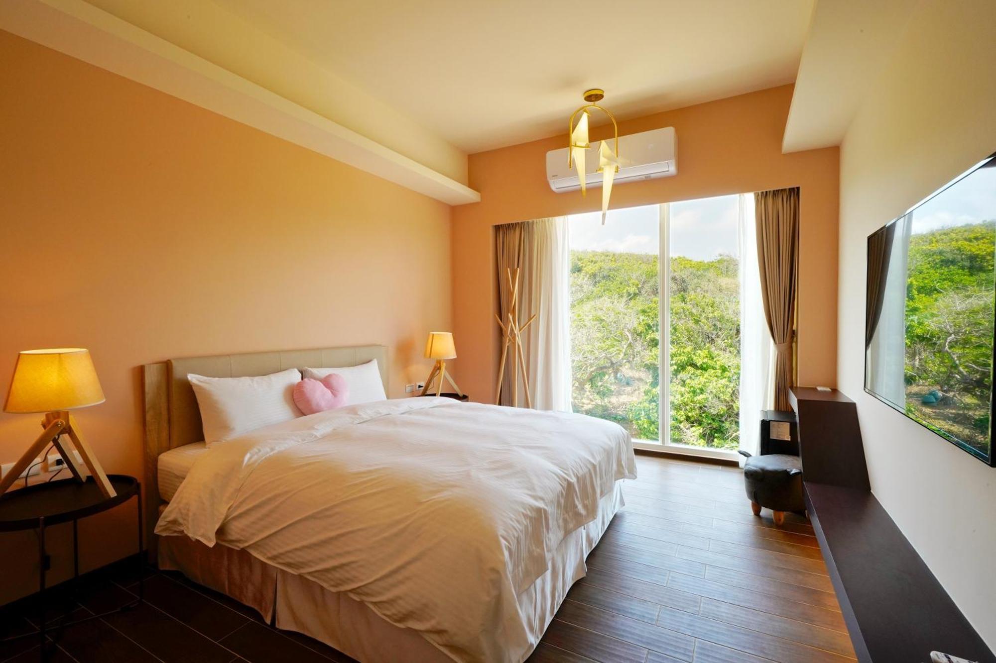 Little Piggy B&B Manzhou Exterior photo